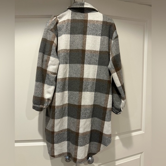Flannel Shacket - Picture 6 of 7